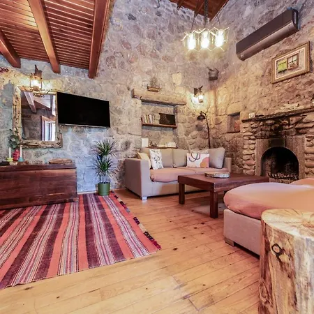 Villa Chic W Fireplace 3 Min To Beach In Bodrum *