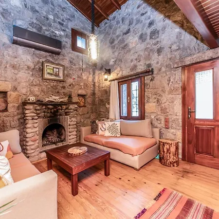 Chic W Fireplace 3 Min To Beach In Bodrum Bitez