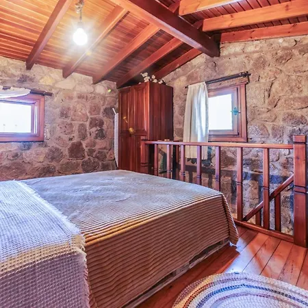 Chic W Fireplace 3 Min To Beach In Bodrum